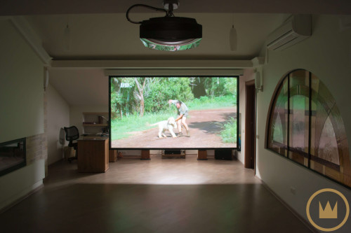 проектор с экраном домашнего кинотеатра hi fi